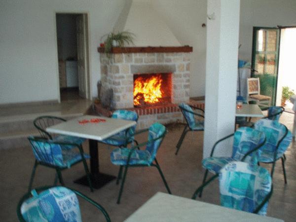 Apartments Agava-Mirjana Omiš Extérieur photo