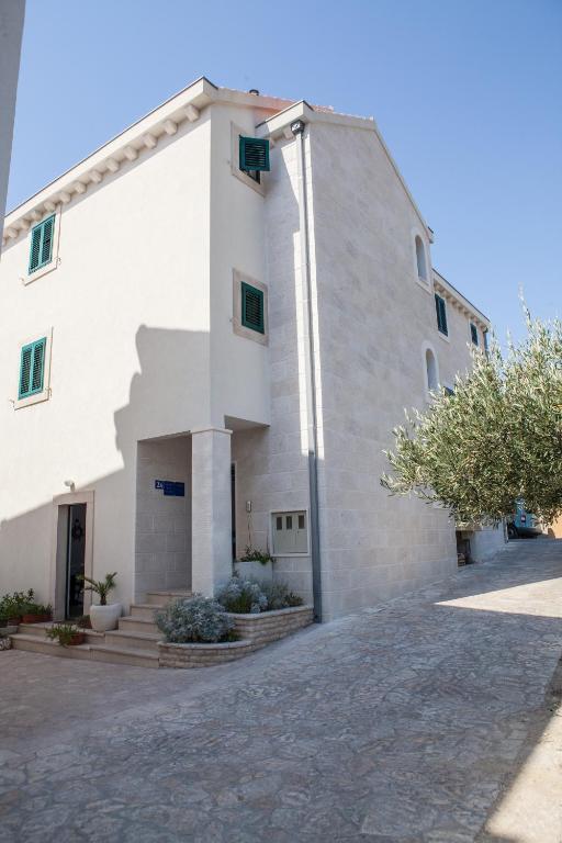 Apartments Agava-Mirjana Omiš Extérieur photo